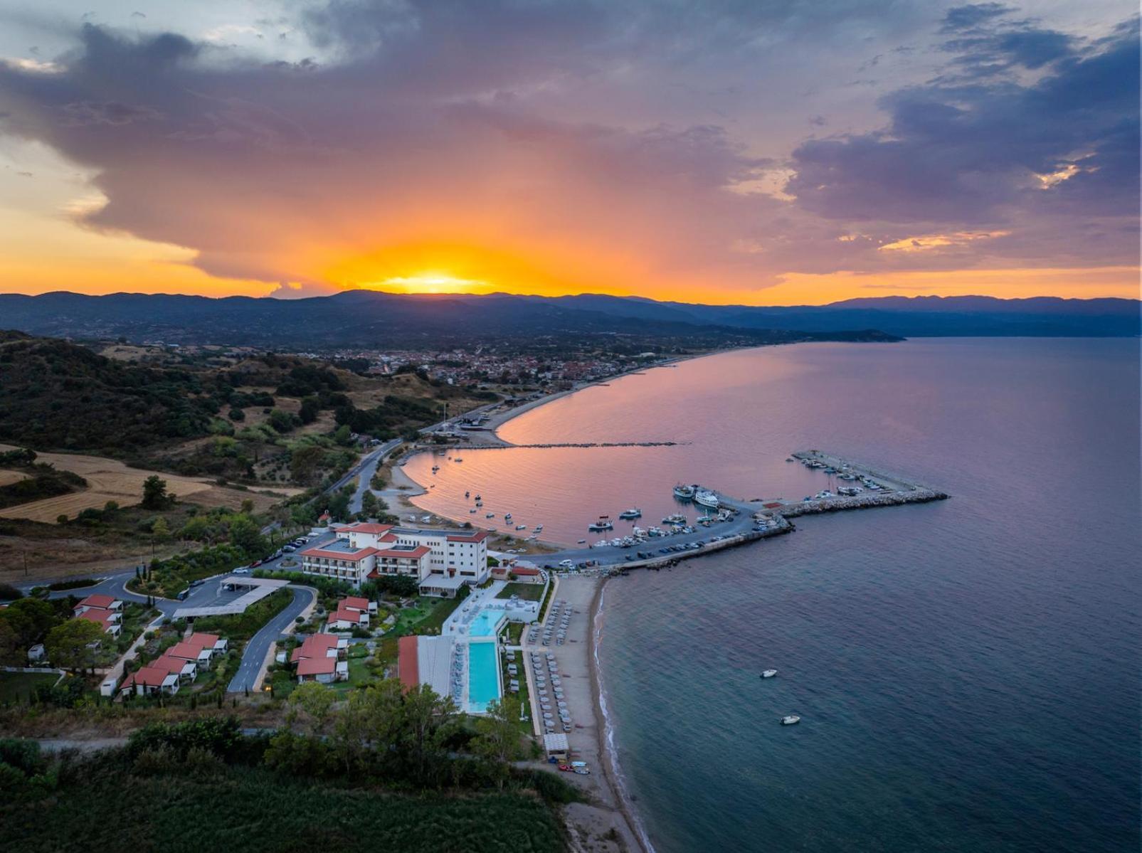 Mount Athos Resort Ierissos Exterior photo